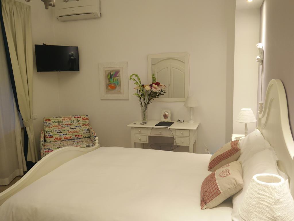 B&B Vatican Doors Roma Rom bilde
